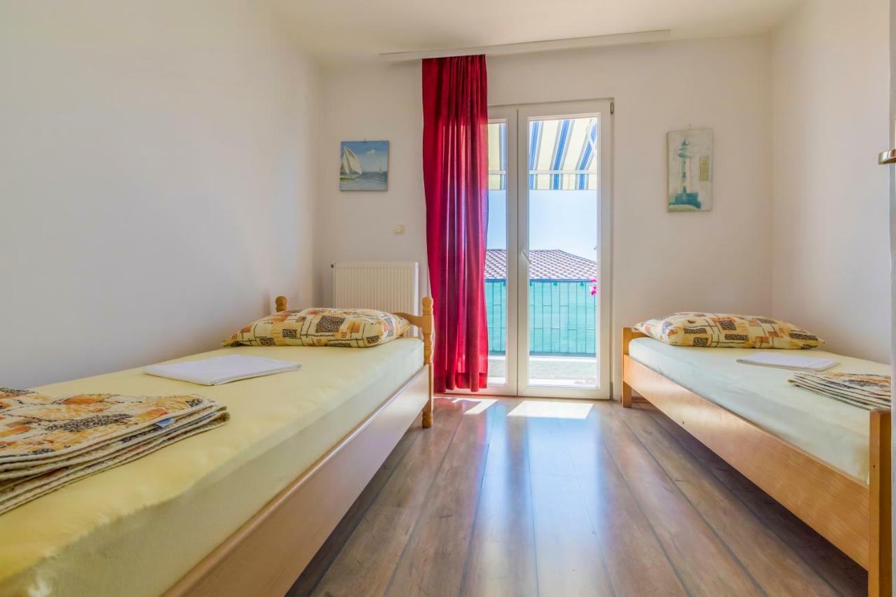 Klement Apartment Crikvenica Bagian luar foto